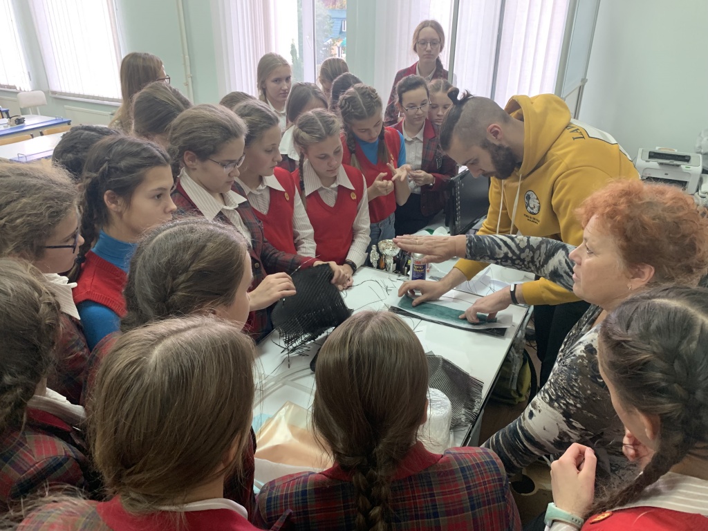 Воспитанницы пансиона.jpg Фото 19.09.2019, 17 08 17.jpg